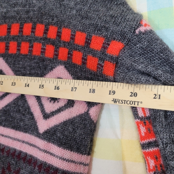 J. CREW wool mohair sweater abstract geometric Aztec Grey red and pink - Picture 5 of 8